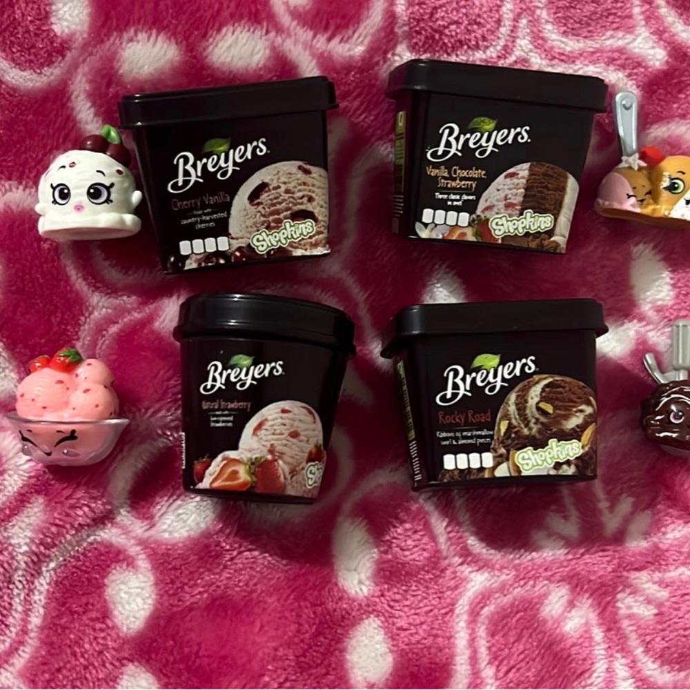 Shopkins real littles
